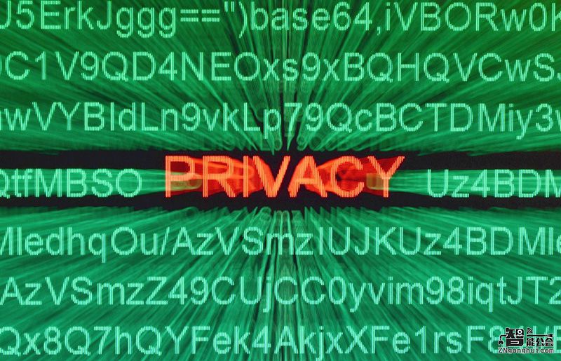 再也不怕私照外泄了！这款U盘百分百防泄密 智能公会