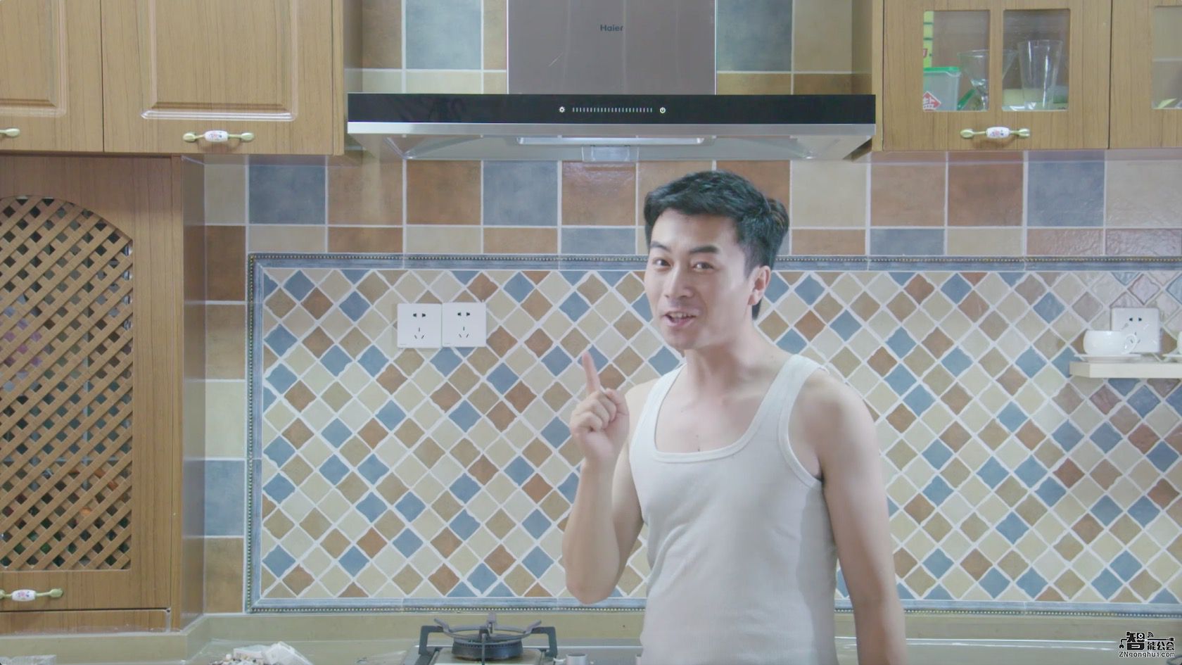 老婆蒙在鼓里！替烟鬼扛事儿的好兄弟竟然是TA 智能公会