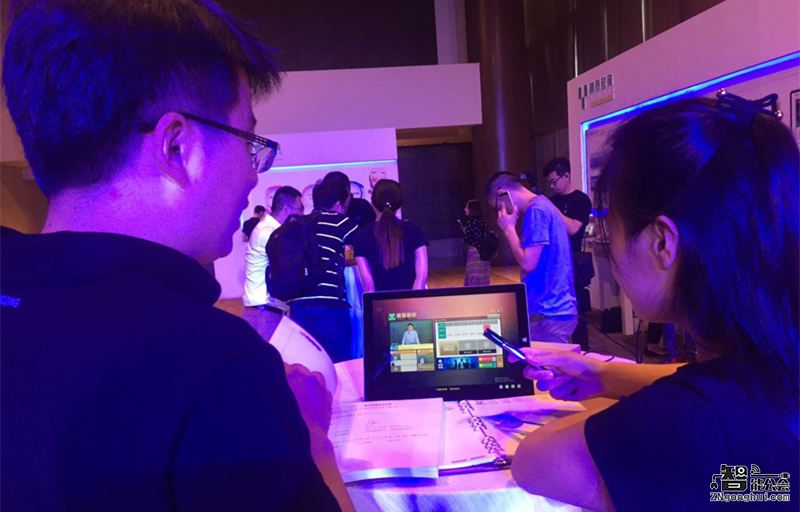 赢鼎教育发布“名师机器人” 重构教育机构服务生态 智能公会