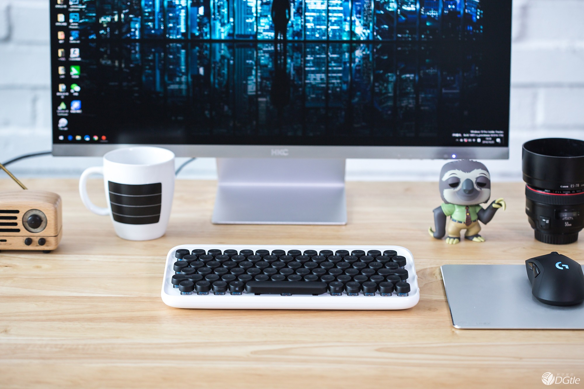 垂涎欲滴！披着糖果外衣的复古机械键盘 智能公会