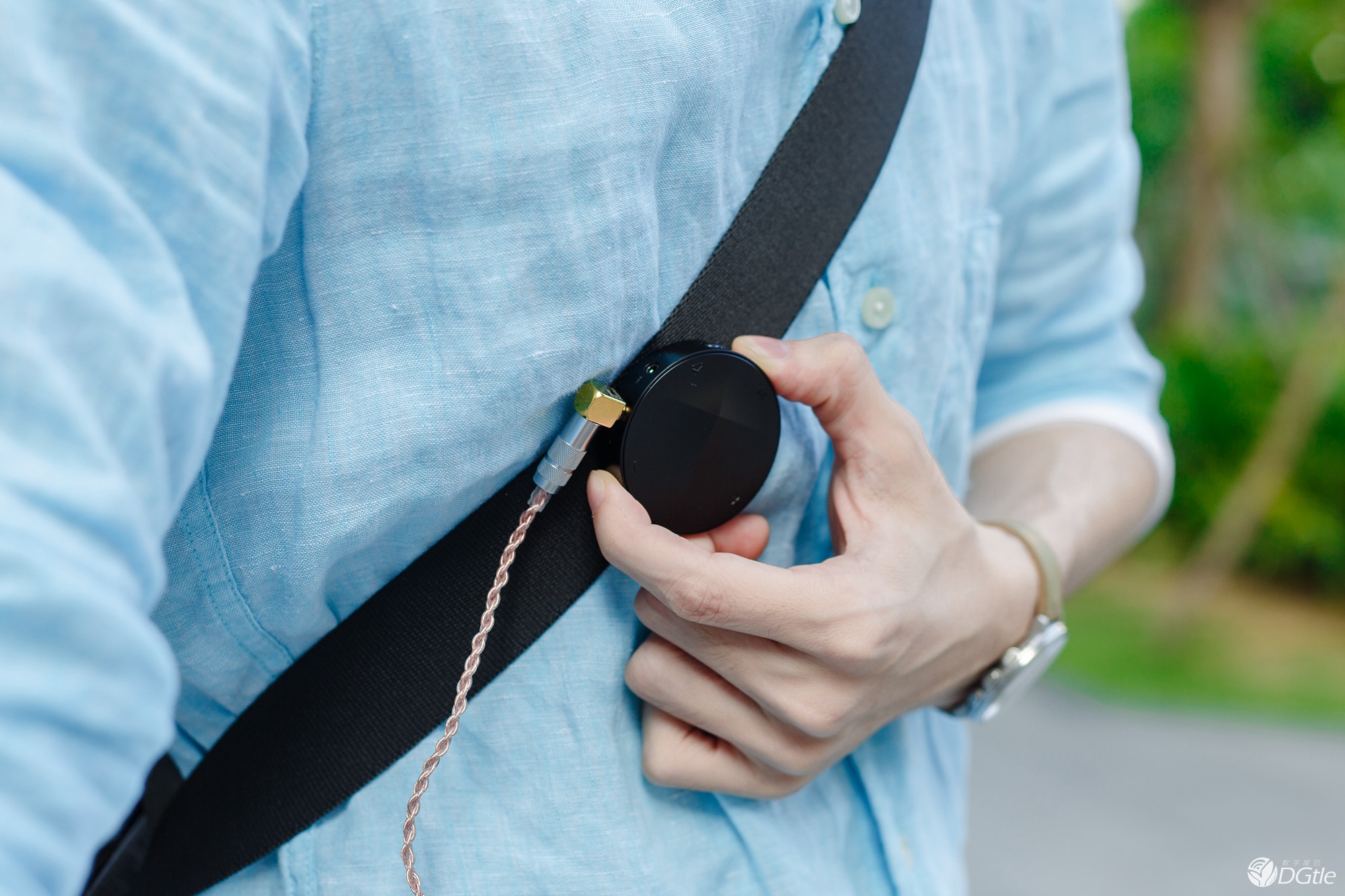 AK XB10蓝牙解码器体验：用手机享受平衡输出的乐趣 智能公会