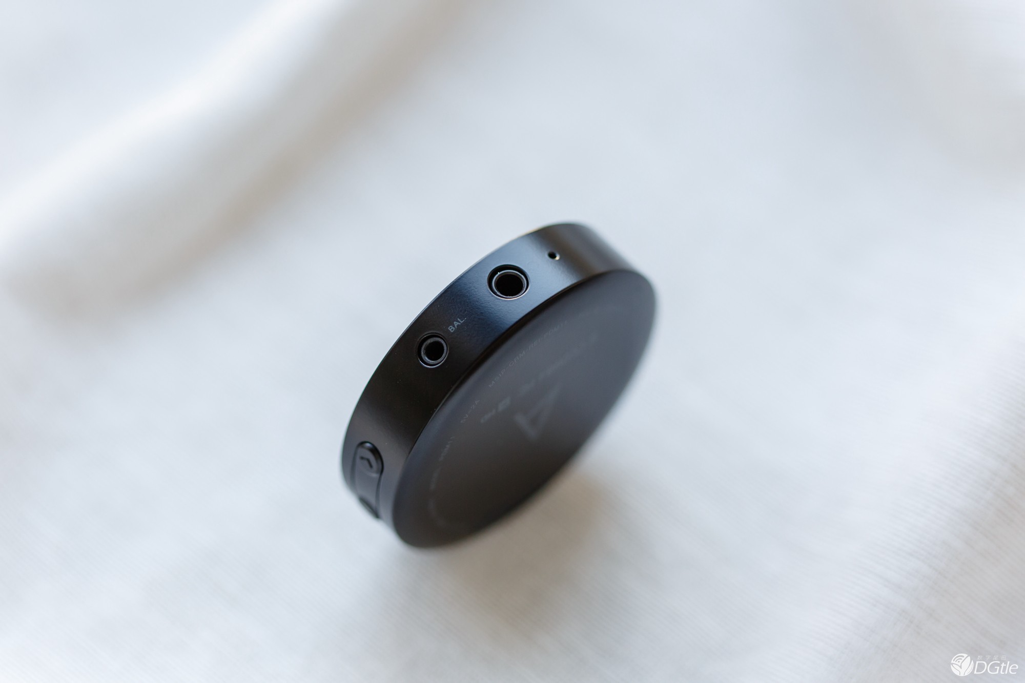 AK XB10蓝牙解码器体验：用手机享受平衡输出的乐趣 智能公会