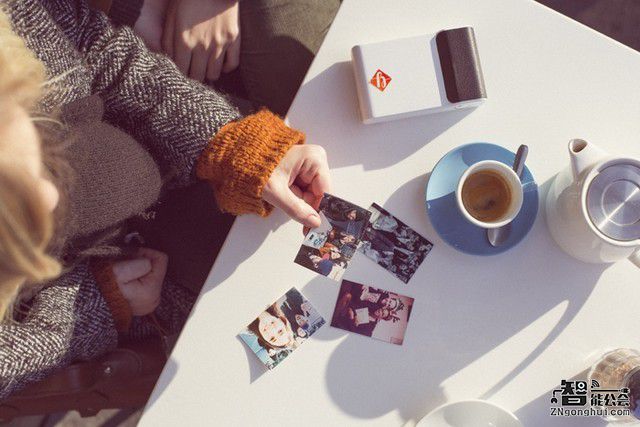 炫酷！这款手机壳可以让你的手机瞬间变身拍立得 智能公会