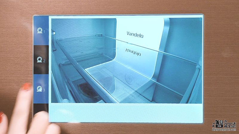 瞬时识别500种食材 一台敢挑战人类极限的冰箱 智能公会