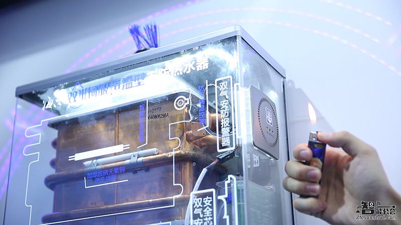 双气安防热水器有啥用？这个危险实验千万别尝试 智能公会