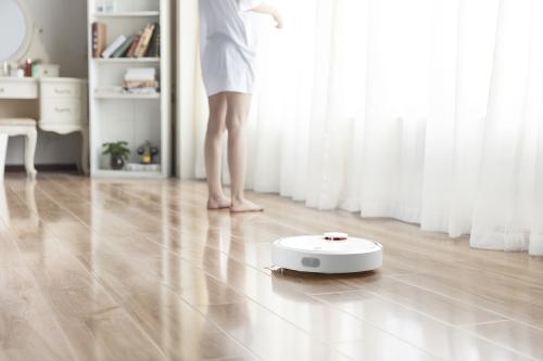  扫地机器人市场规模超50亿 有哪些新看点 智能公会