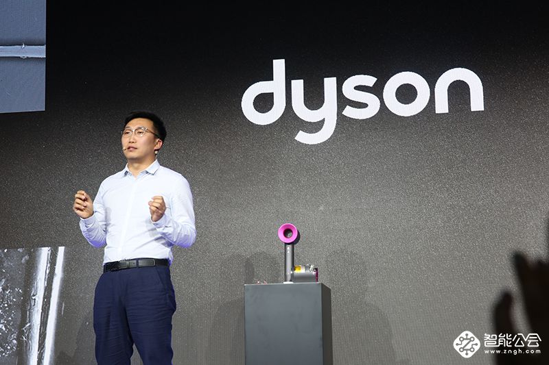 每秒产生41升强劲均匀气流 戴森吹风机黑科技你肯定没见过 智能公会