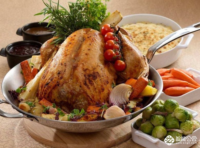 感恩节怎么过？ 海信聚好看打造“爱的客厅” 智能公会