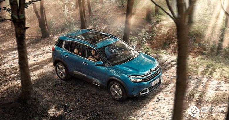 14万就能买到 “魔 毯”底盘 全宇宙可能只有它了 智能公会