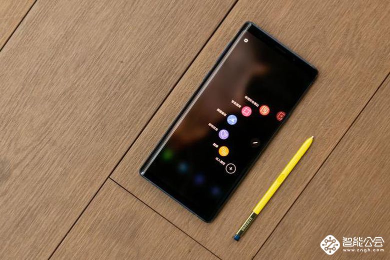 2018接近尾声，谁是本年最佳安卓旗舰手机？ 智能公会