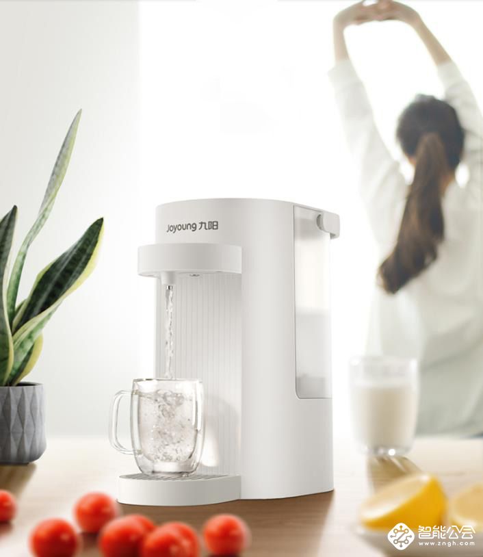 Ipad mini大小的饮水机拯救懒于喝水的你，想要几度要几度 智能公会