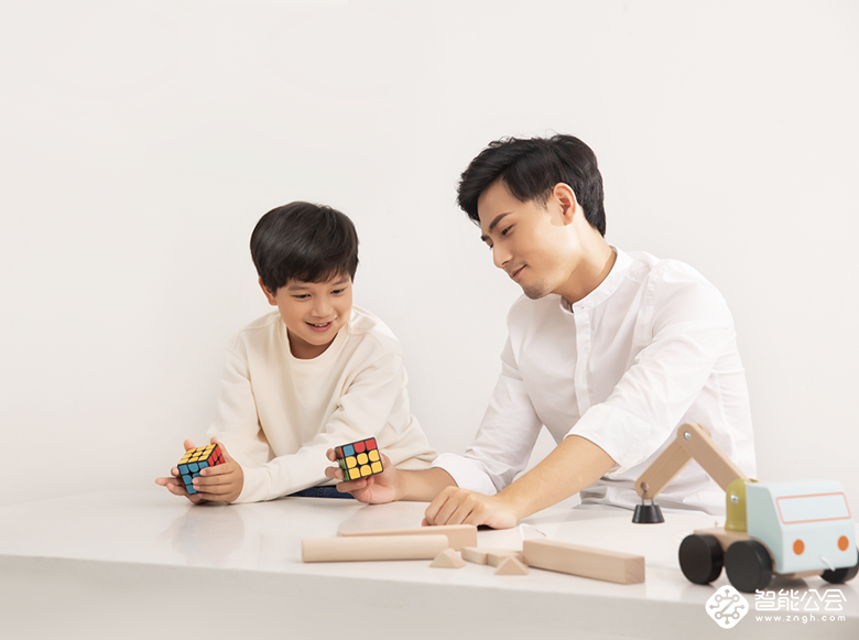 30步解锁还原半天就会 智能魔方79元上线小米众筹 智能公会