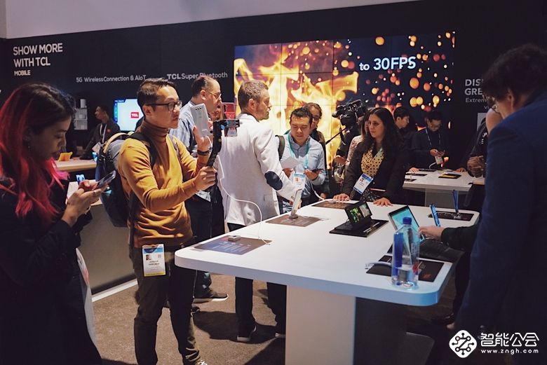 MLED星曜屏领衔主演 CES舞台TCL电视大放异彩 智能公会