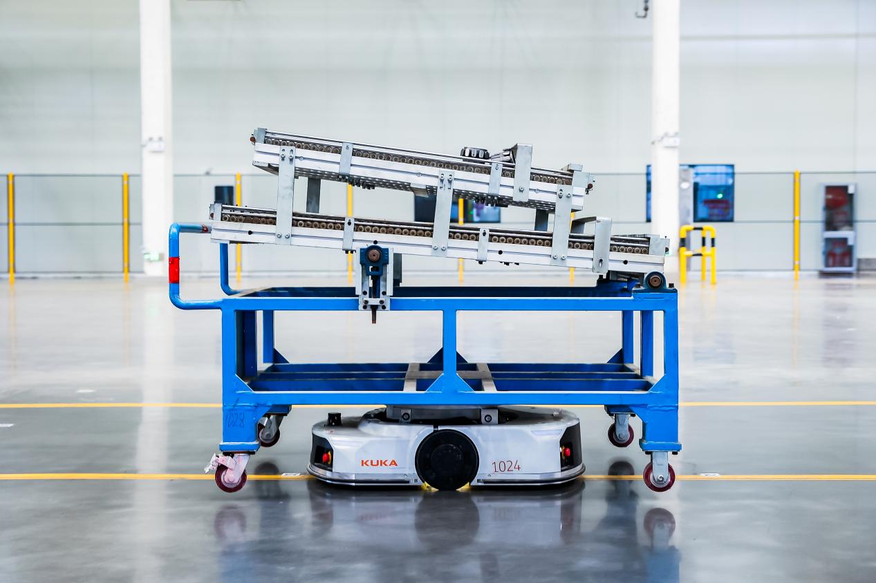 首个智能体工厂获世界纪录认证，美的引领智能制造范式跃迁 智能公会