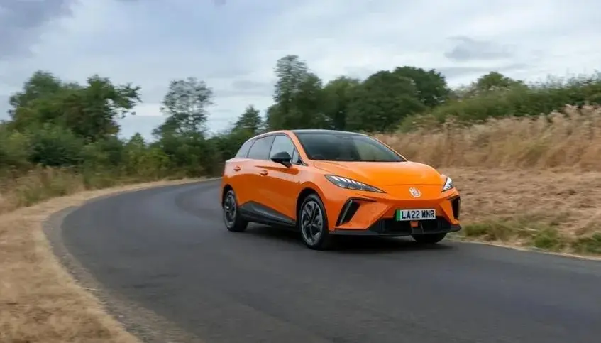 逆差首现！中国汽车在欧洲上演“逆袭剧本” 智能公会