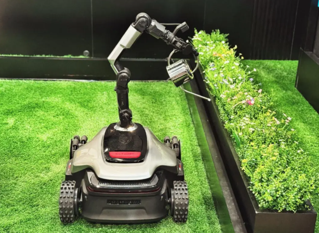 家电产品有了“大脑”与“手脚”，AWE2026开启AI新纪元 智能公会