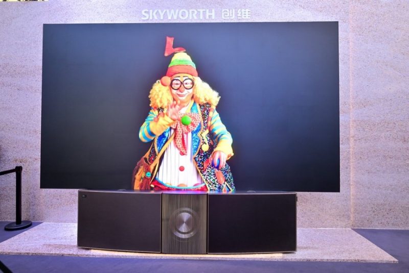 突破边界、亮点纷呈！创维双核心生态全景亮相AWE2026 智能公会