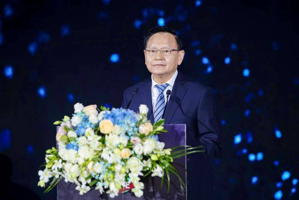 中国家用电器协会家用服务机器人专委会在上海正式成立  智能公会