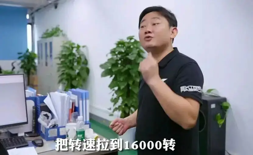 从修车学徒到干翻杜卡迪：张雪用20年告诉世界，中国机车不是只有“便宜货” -1